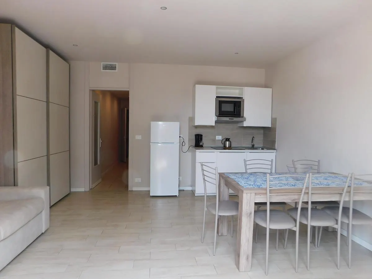 Holidays Residence Lazise 2*,