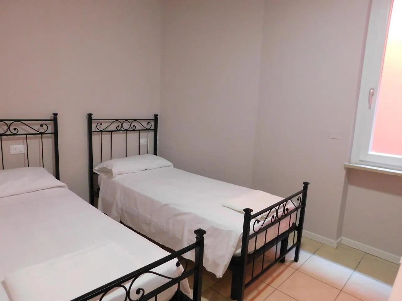 Holidays Residence Lazise 2*,  Italy