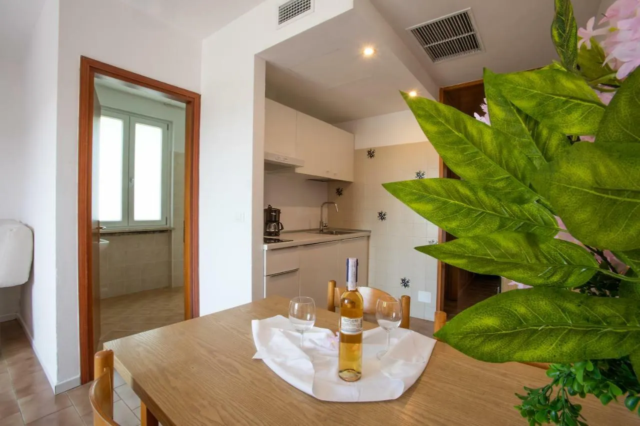 Holidays Residence Lazise 2*,  Italy
